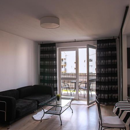 Sdh 2 Radzymin Comfortable Apartment Near Warsaw Exteriör bild