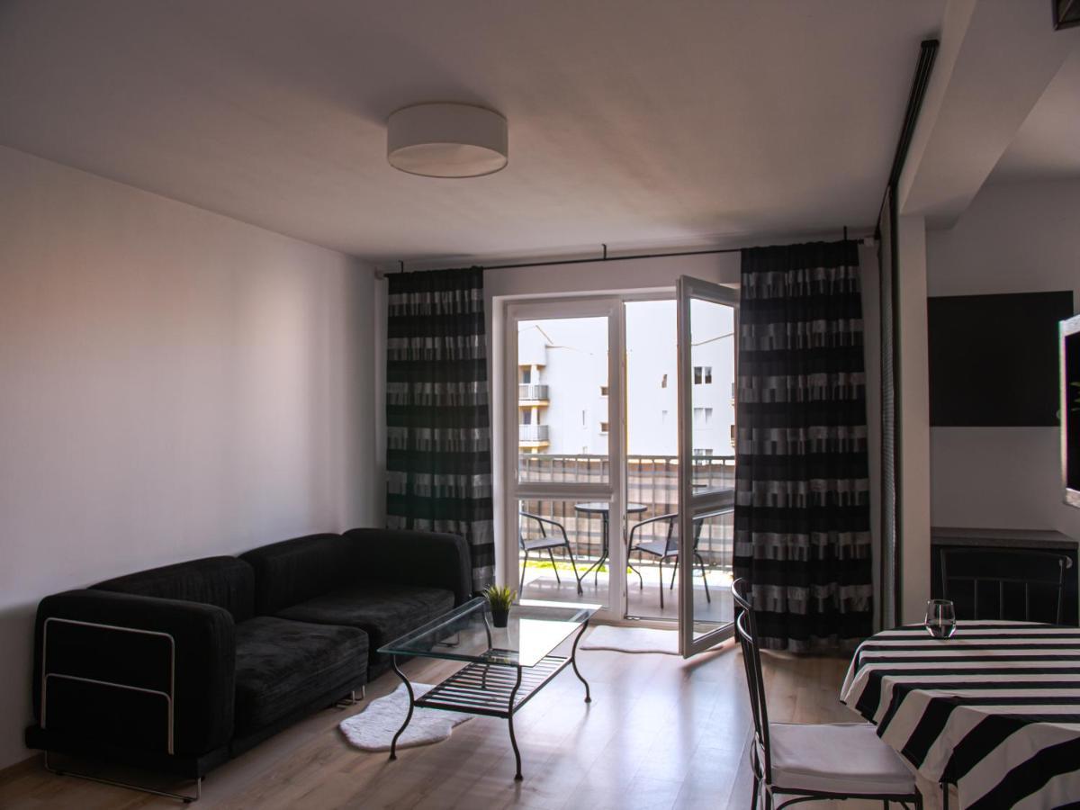 Sdh 2 Radzymin Comfortable Apartment Near Warsaw Exteriör bild