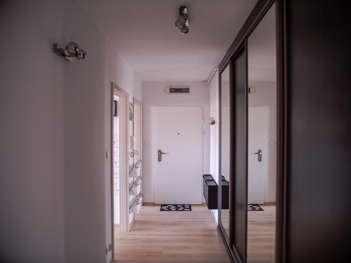 Sdh 2 Radzymin Comfortable Apartment Near Warsaw Exteriör bild